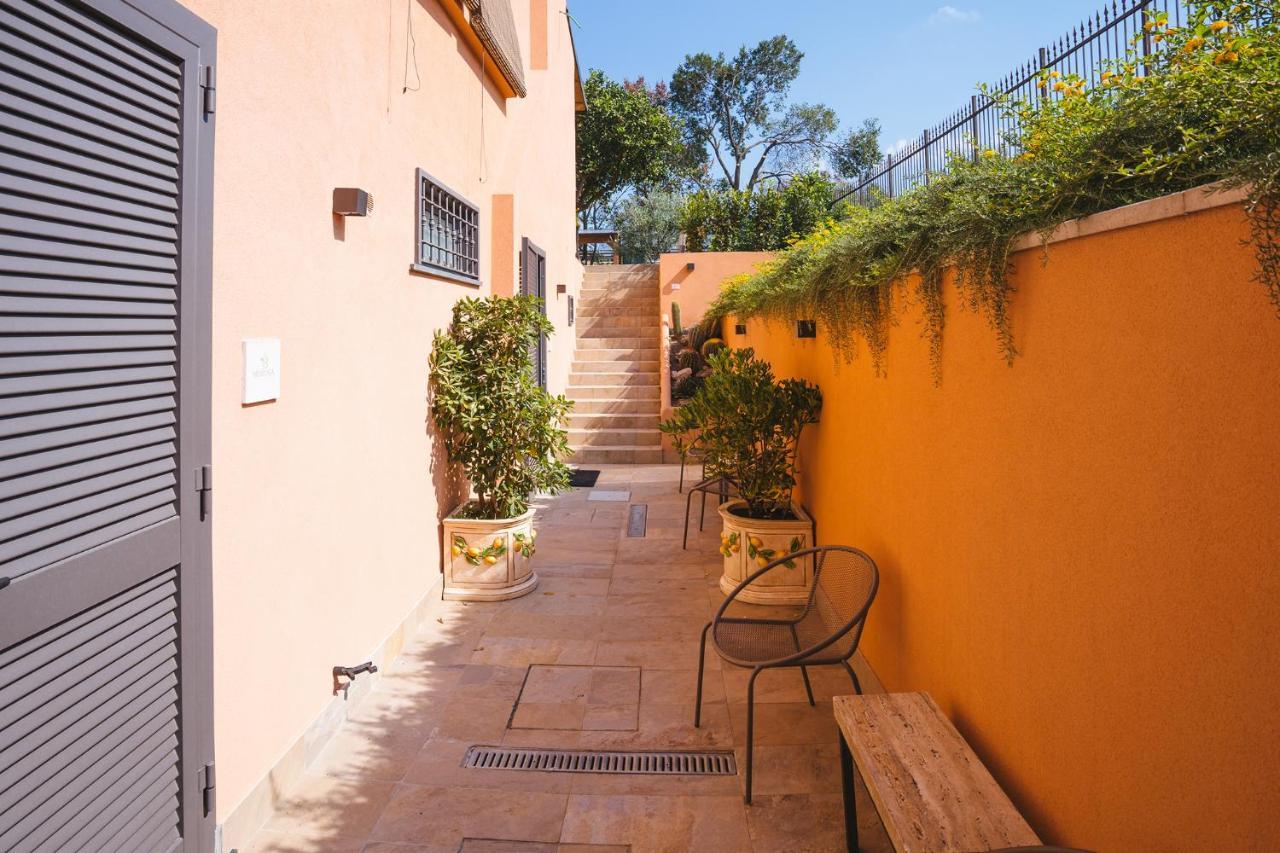 Le Monachelle Luxury Bed & Breakfast เอโบลิ ภายนอก รูปภาพ